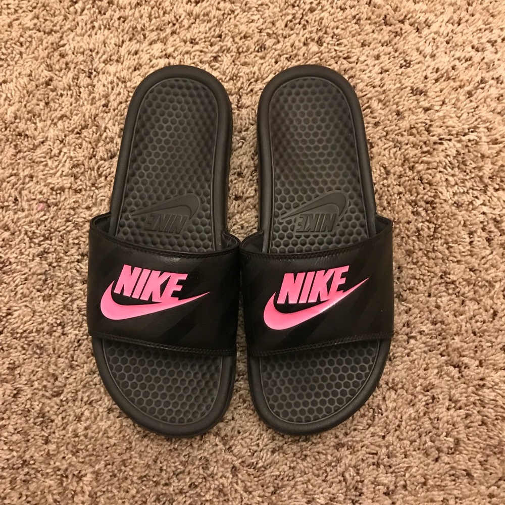 Nike slides